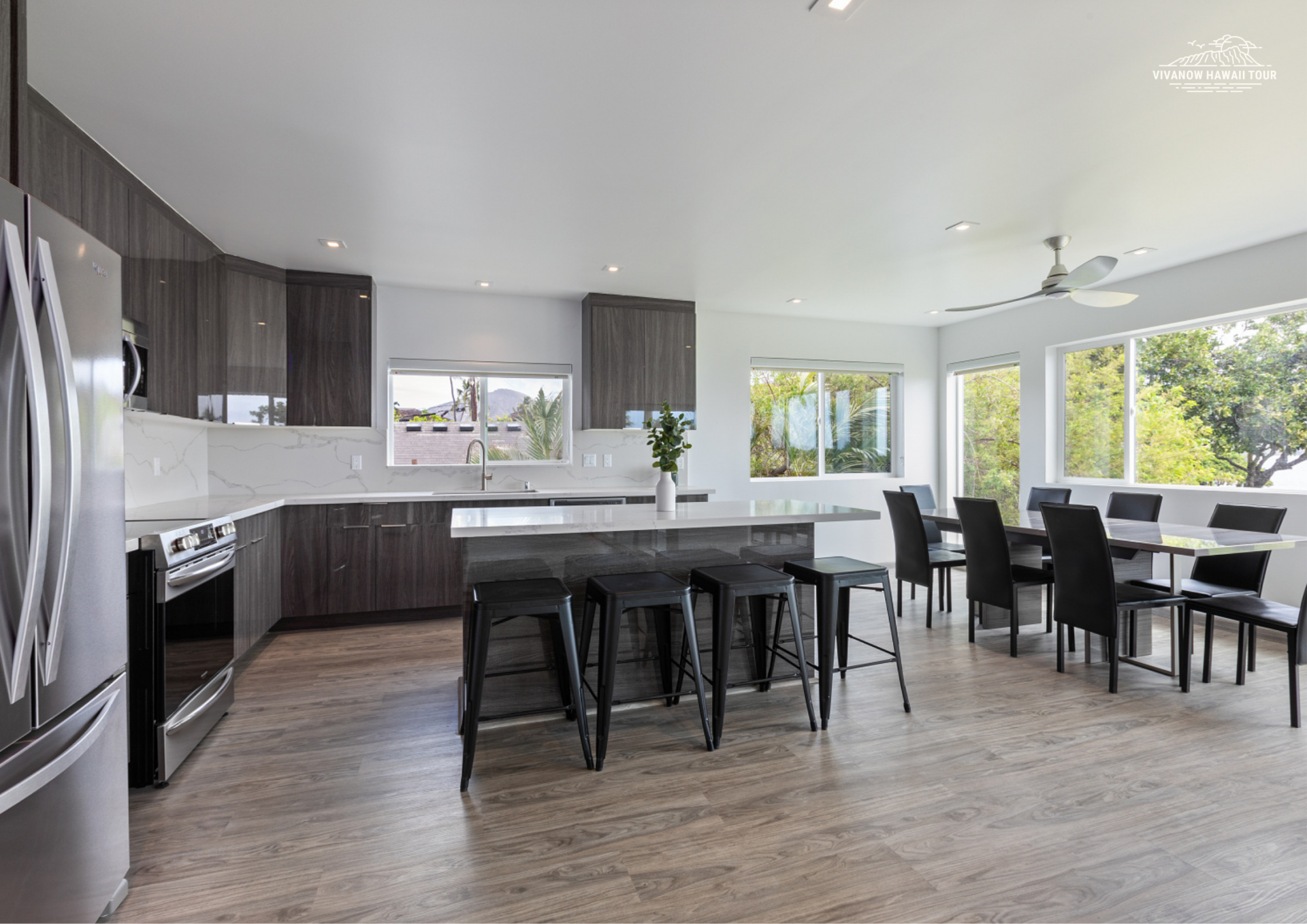 Biệt thự sang trọng 9 phòng ngủ hướng biển – Chỉ cách Waikīkī 6 dặm